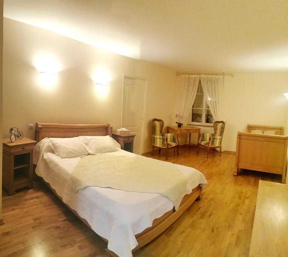 Chambre D'Hotes Le Val Du Chapelain Bed & Breakfast Montigny-la-Resle Exterior foto