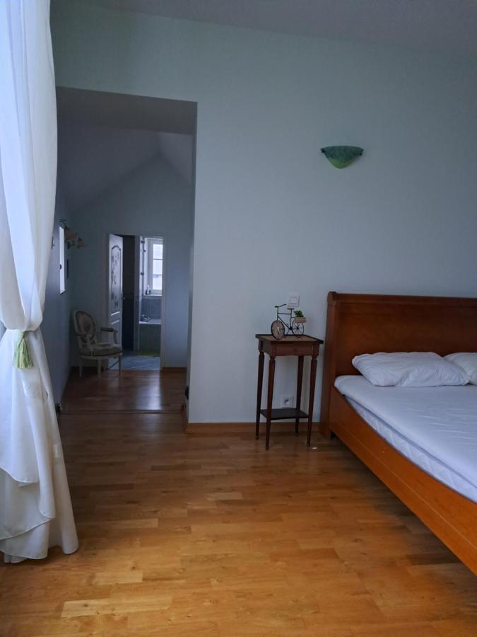 Chambre D'Hotes Le Val Du Chapelain Bed & Breakfast Montigny-la-Resle Exterior foto