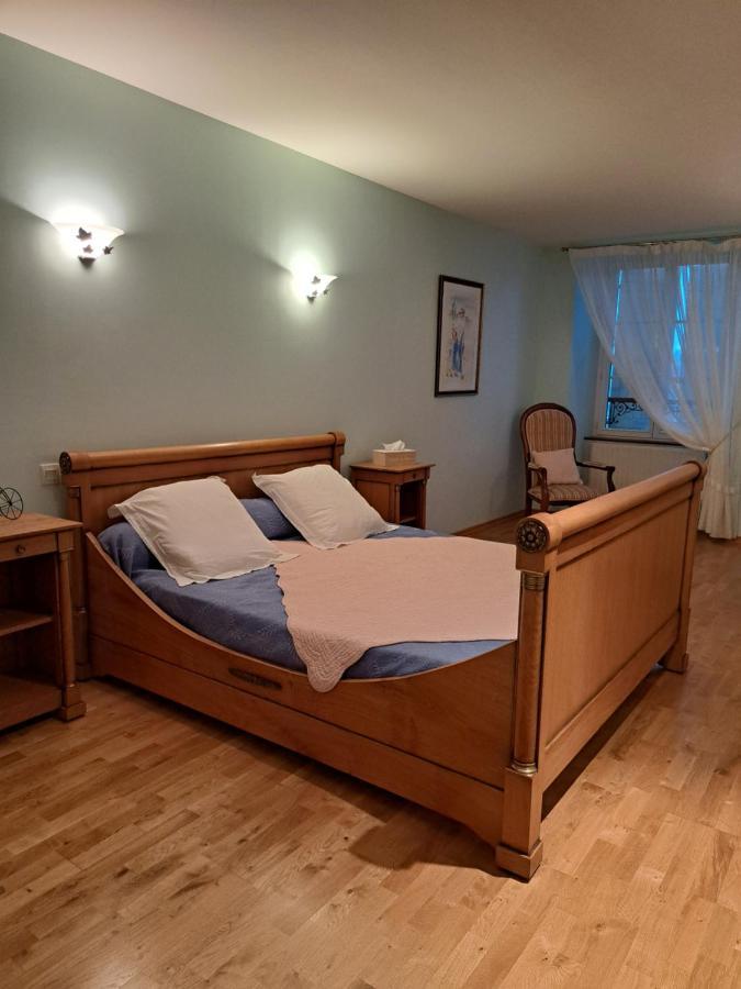 Chambre D'Hotes Le Val Du Chapelain Bed & Breakfast Montigny-la-Resle Exterior foto