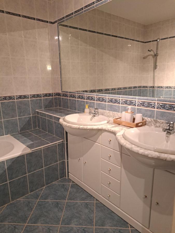 Chambre D'Hotes Le Val Du Chapelain Bed & Breakfast Montigny-la-Resle Exterior foto