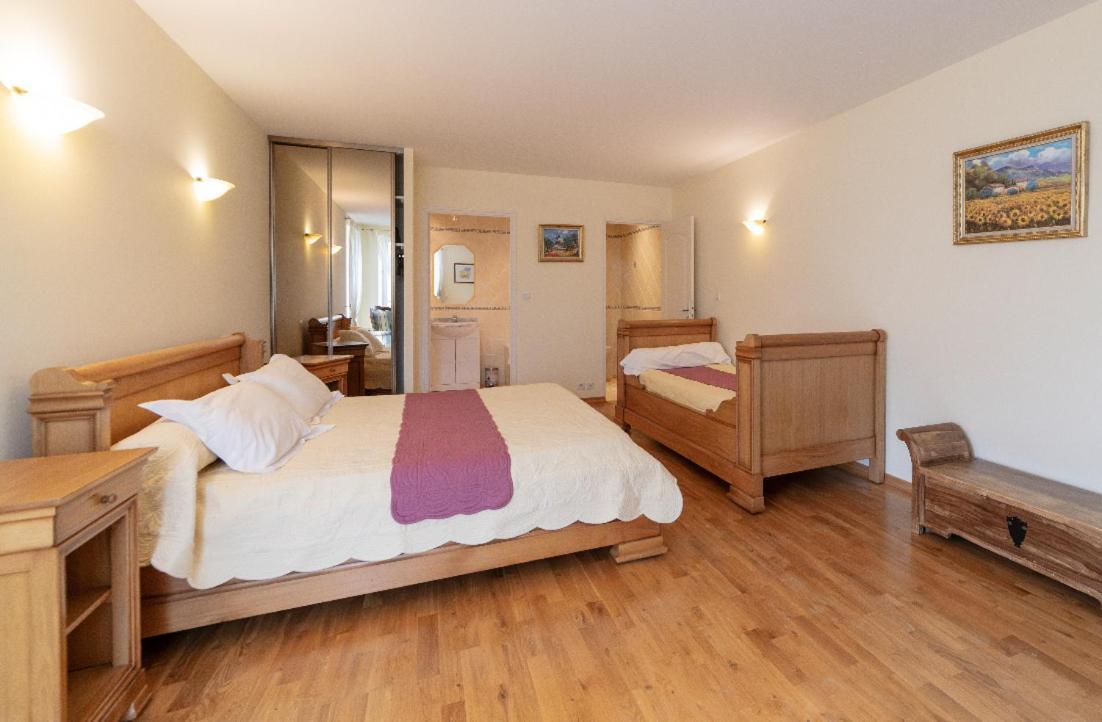 Chambre D'Hotes Le Val Du Chapelain Bed & Breakfast Montigny-la-Resle Exterior foto