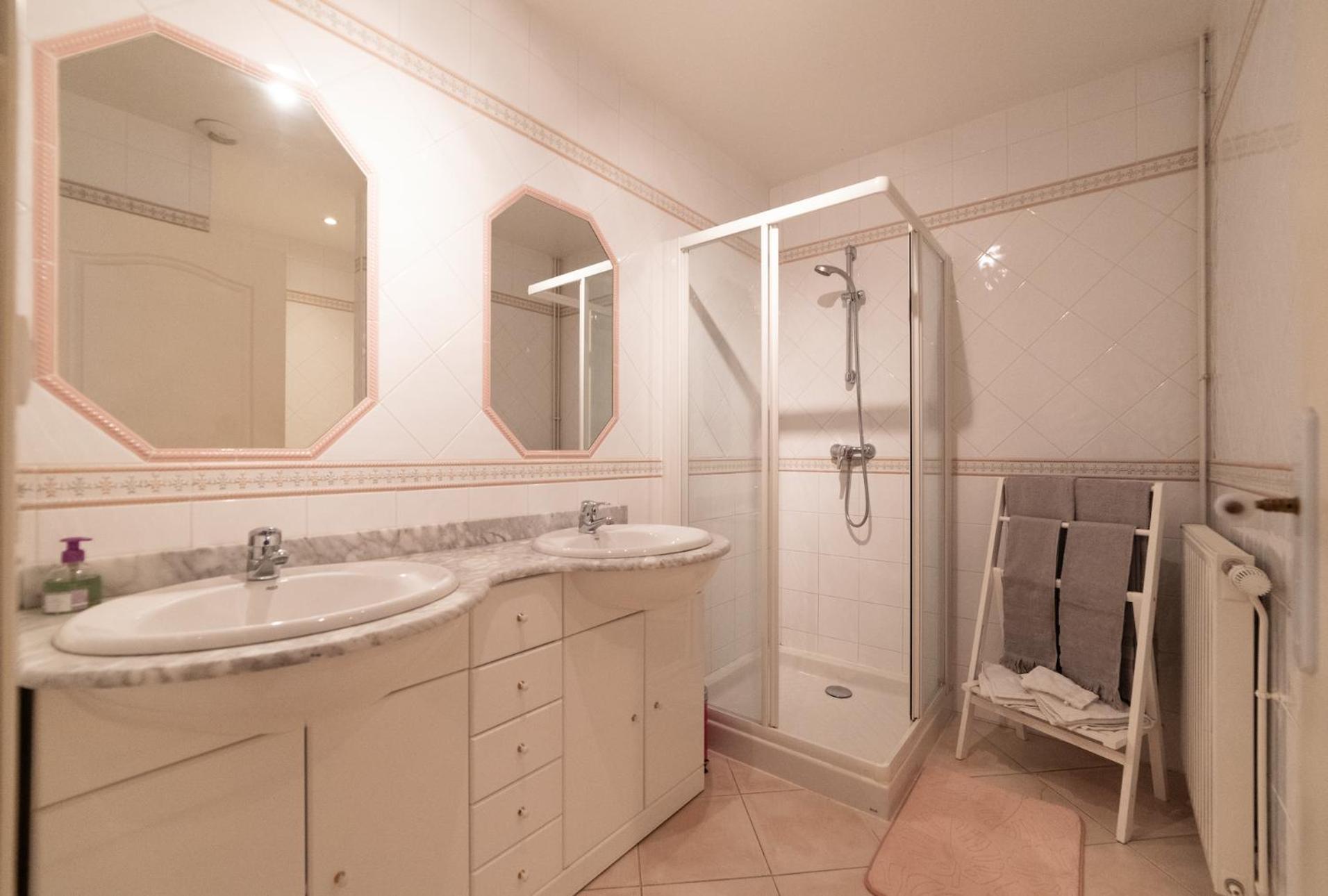 Chambre D'Hotes Le Val Du Chapelain Bed & Breakfast Montigny-la-Resle Exterior foto